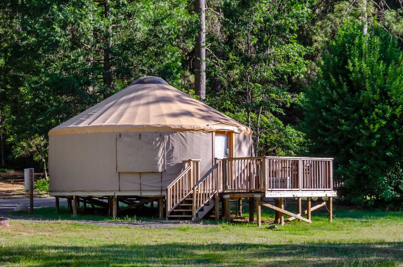 Yurt shop camping yosemite